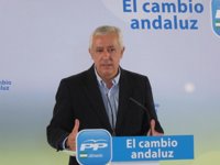 Arenas no preveu "cap problema" en el PP en la Comunitat arran de la volta de Camps al Parlament