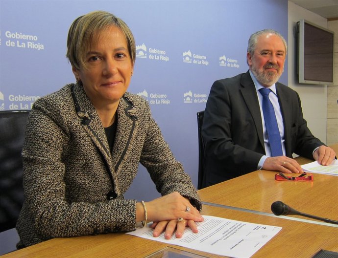 Directora Gerente Área Salud  Luz De Los Mártires Consejero Nieto 