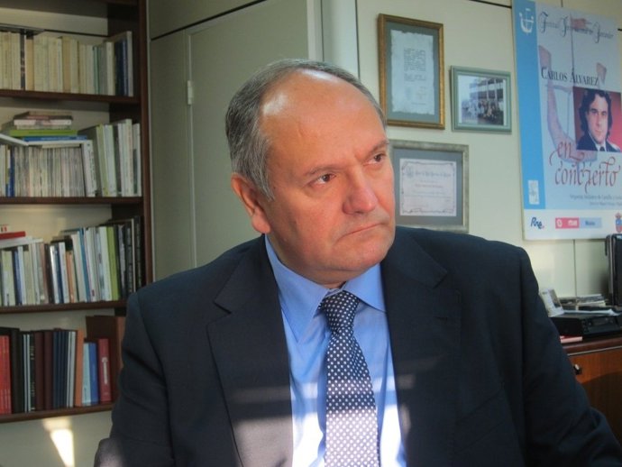 Javier Fernández, Consejero De Medio Ambiente Y Urbanismo