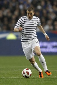 Fútbol.- Abidal y Rami, en la convocatoria de Francia para el amistoso ante Alemania, donde no estarán Benzema y Lass