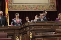 Bono: "Si el PP en año y medio no crea empleo se irá a la oposición"