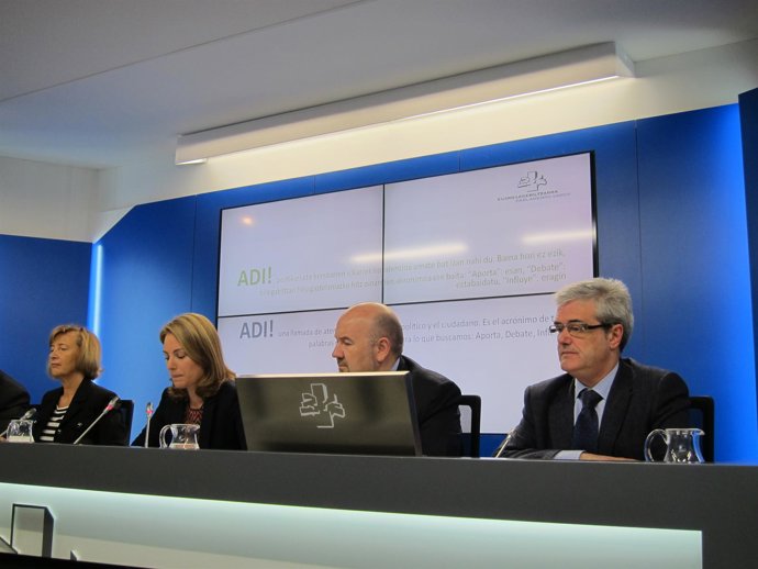 Presentación Del Programa De Participación Ciudadana ADI! En Parlamento Vasco