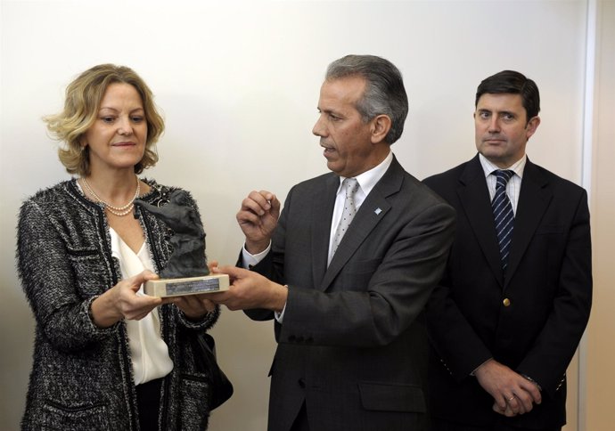 Flora Pérez Y Ramón Gómez En La Inauguración