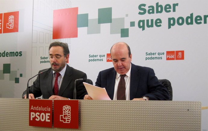 Felipe López Y Gaspar Zarrías En La Rueda De Prensa.