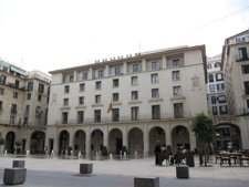 Fachada De La Audiencia De Alicante