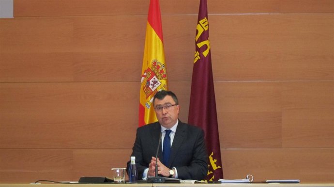 José Ballesta En Rueda De Prensa