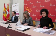 La Consejera De Cultura Y Turismo, Alicia García, En El Centro.