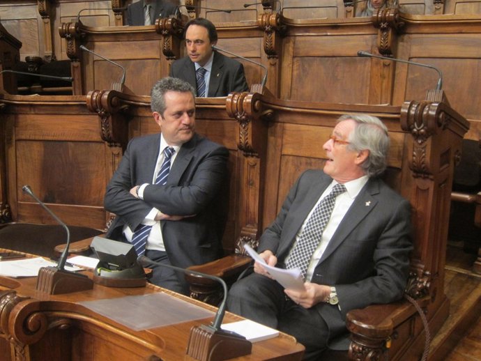 J.Forn Y X.Trias, En El Pleno Del Ayuntamiento