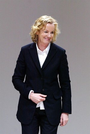 La Diseñadora Jil Sander Tras Un Desfile 