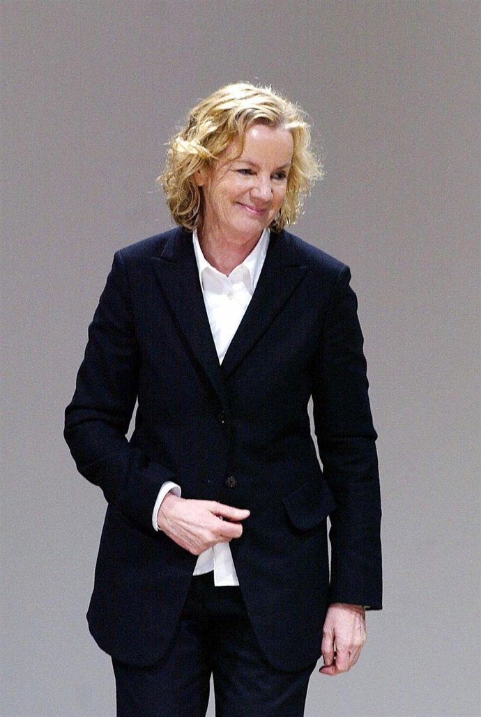 La Diseñadora Jil Sander Tras Un Desfile 