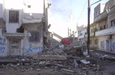 Edificio Destruido Tras Bombardeos Del Ejército Sirio