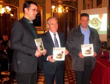 Presentación De Un Libro Sobre Las Propiedades Culinarias De La Algarroba