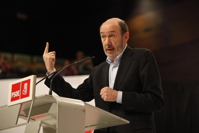 Alfredo Pérez Rubalcaba En Palma