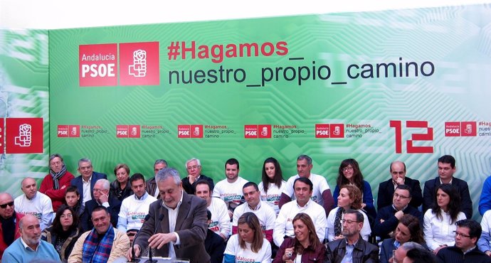 El Presidente De La Junta Con La Plataforma 'Andaluces Con Griñán'