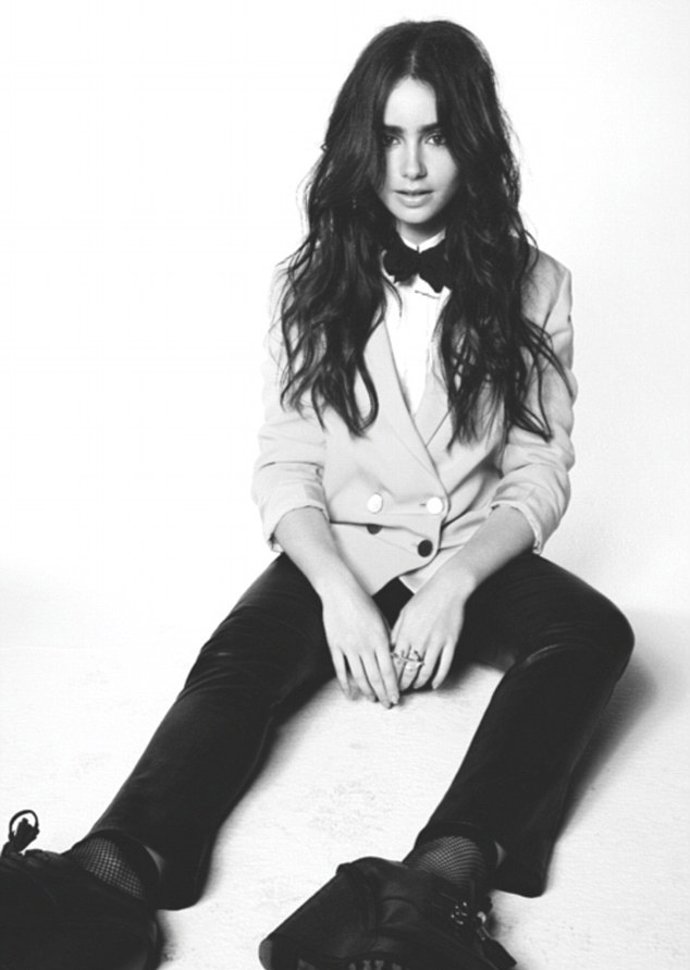 Lily Collins Posa Para 'Nylon Magazine'