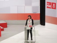 Armengol desea ser la "secretaria general de todos" para representar la "alternativa de Govern en el 2015"