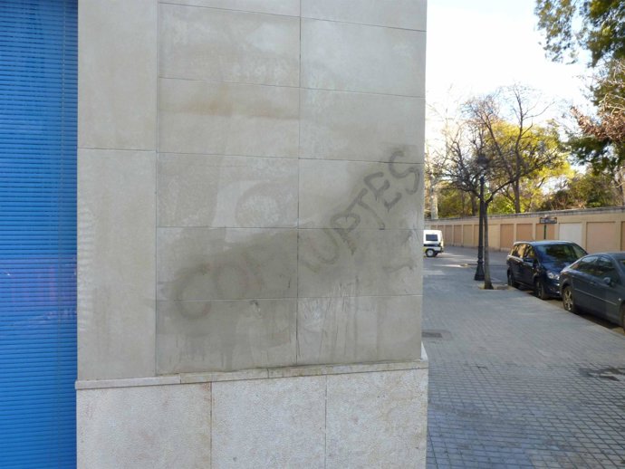 Una De Las Pintadas Aparecidas En La Sede Del PPCV