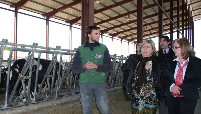 La Consejería De Agricultura, Clara Aguilera, En Santa Fe