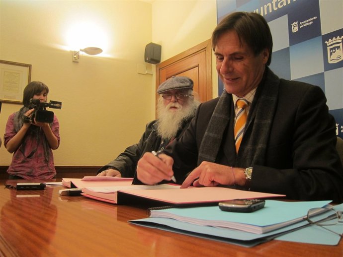 Jurado Y Caneda, En La Firma Del Convenio