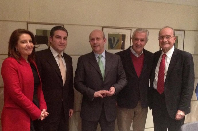 Crespo, Bendodo, Wert, Arenas Y De La Torre Durante Un Encuentro