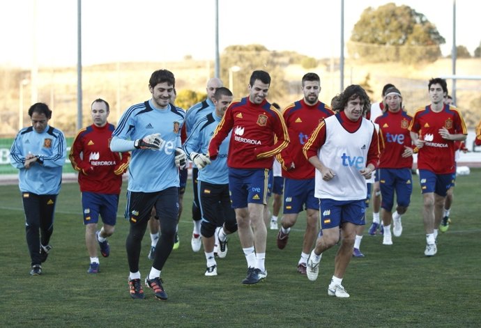 Puyol, Casillas, Cesc, Piqué En El Entrenamiento De La Selección Española