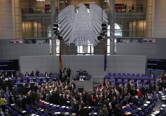 El Bundestag Vota La Ampliación Del Fondo De Rescate
