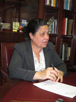 La Presidenta De La Autoridad Portuaria De Huelva, Manuela De Paz.