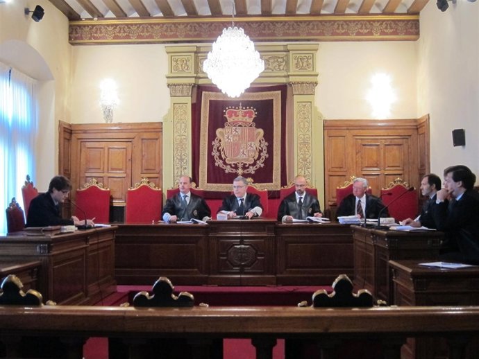 Juicio Por El Recurso De La Corredoria En El TSJA