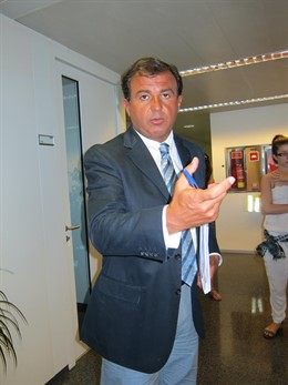 El Conselleiro Javier Guerra En Vigo.