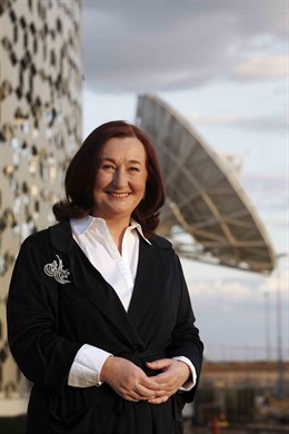 Petra Mateos, Expresidenta De Hispasat