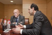 Diego asume que puede "pasar a la historia" por los ajustes a los que se ha visto "obligado"