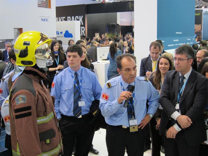 Presentación De Un Sensor De Gases Para Los Bomberos