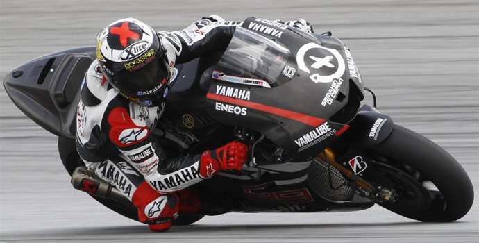 El Piloto Español Jorge Lorenzo, En Los Tests De Sepang