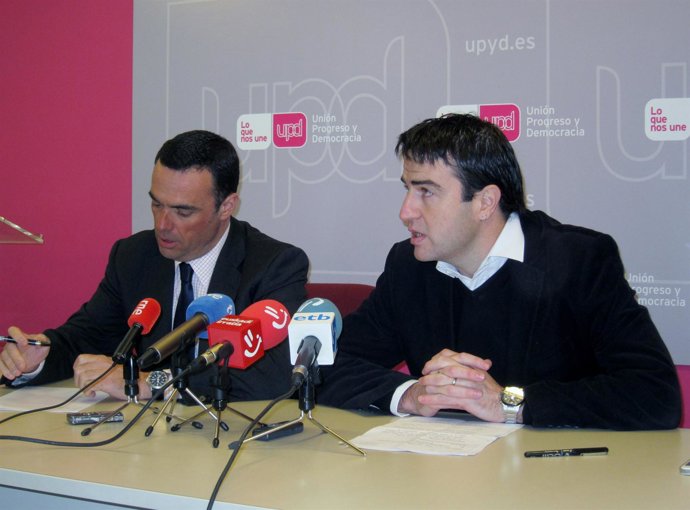 Ruben Múgica Y Gorka Maneiro