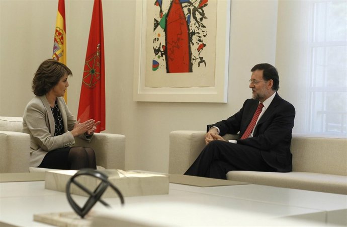 Mariano Rajoy Se Reúne Con Yolanda Barcina En La Moncloa