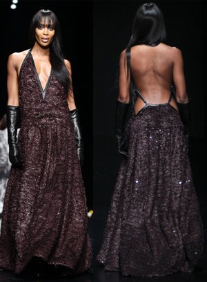 Montaje De Naomi Campbell Desfilando Para Roberto Cavalli 