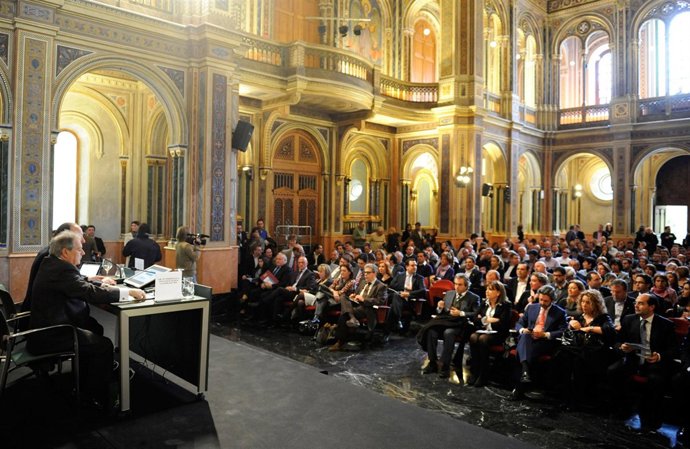 Rus Ante Más De 200 Alcaldes Y Concejales