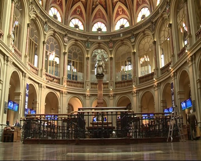 La Bolsa de Madrid a la espera de subasta de BCE