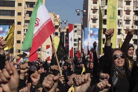 Manifestación Multitudinaria De Apoyo A Hezbolá Y El Gobierno De Irán En Beirut