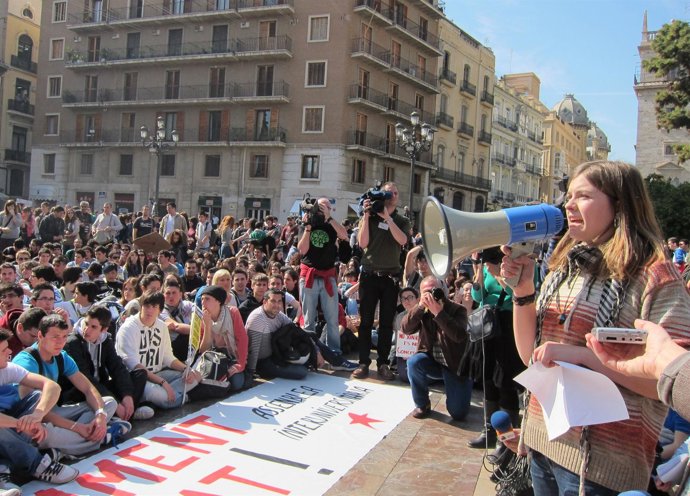 La Manifestación Estudiantil De Valencia
