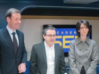 Gómez afirma que se han 'copiado' ideas consideradas "trotskistas" y Acera le pide que deje los discursos nacionales