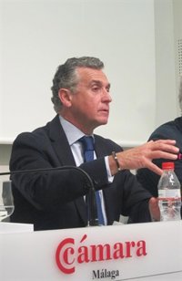 Plata dice que "al que se le notan las elecciones es al Gobierno central" por el retraso en los presupuestos