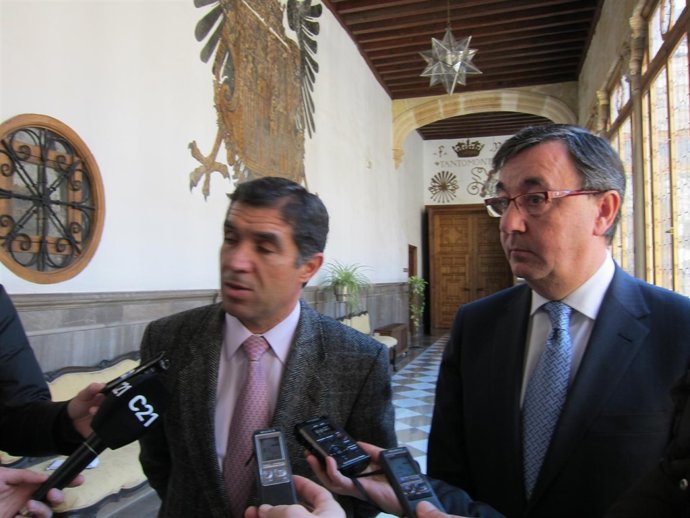 Presidente Del TSJA, Lorenzo Del Río, Y De Los Procuradores, José Jiménez