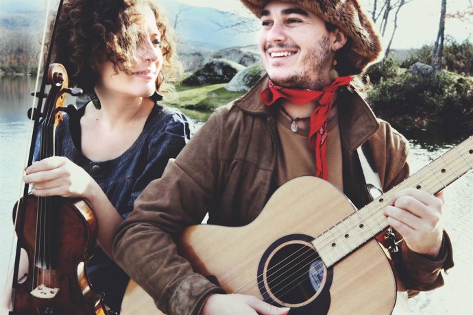 Blanca Altable Y Chuchi Cuadrado