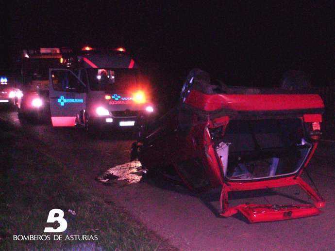 Accidente De Tráfico En Tineo