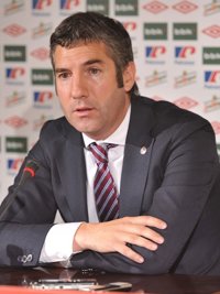 Urrutia: "El césped de la Cartuja estará mejor"