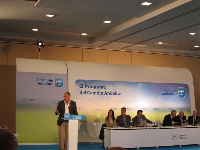 Presentación Del Programa Del PP-A, En Granada, Con González Pons