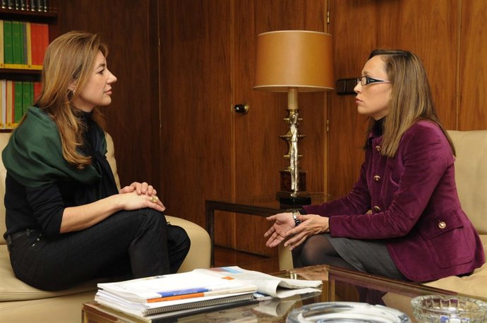 Fernández Currás Y Elena Muñoz