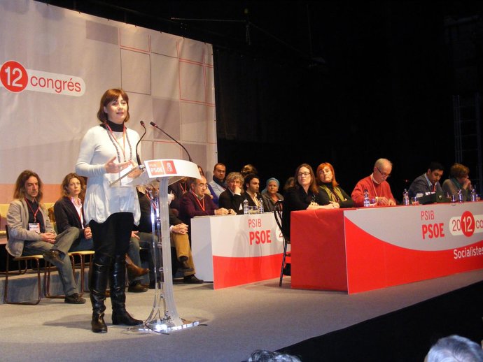 Francina Armengol En El Congreso De Los Socialistas