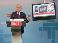 Pachi Vázquez: "Todo el que crea que va a llevar a los delegados cogidos por un hilo se está equivocando"